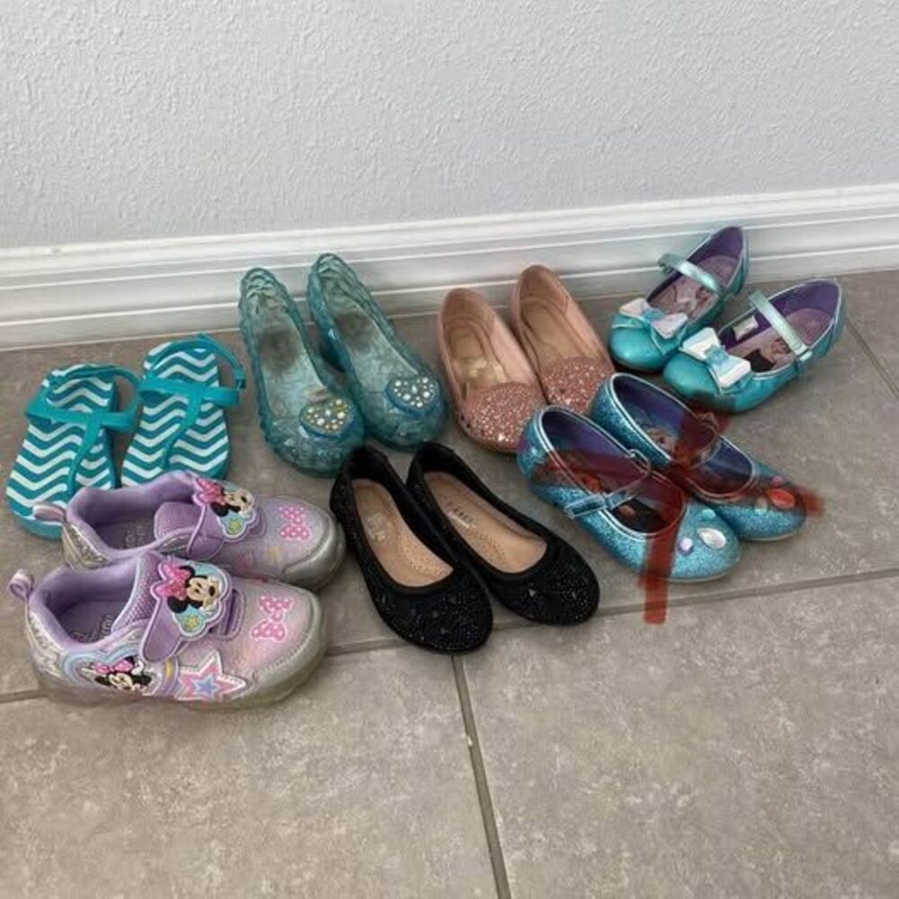 6 pairs girl shoes size 9 Disney princess Minnie Mouse shoes sneakers $35